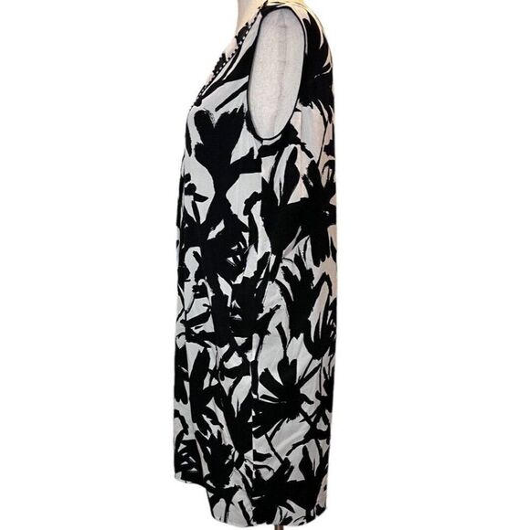 ST. JOHN Soca Collection Black White Abstract Print Sheath Dress Size SMALL Silk - Picture 2 of 8